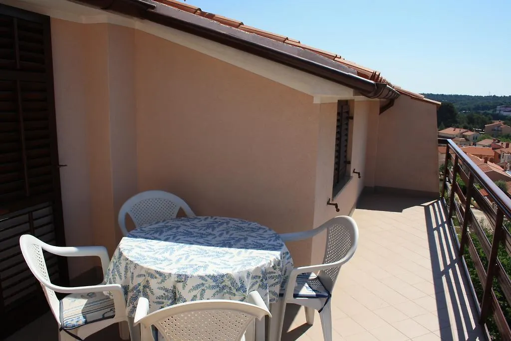 Family Friendly Apartments Pula